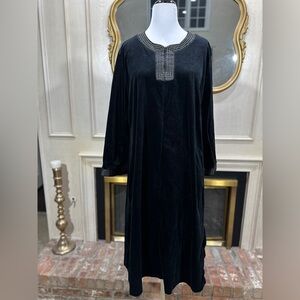 Jones New York Kaftan XL Black Velvet Gold Embroidered Winter Gothic Romantic